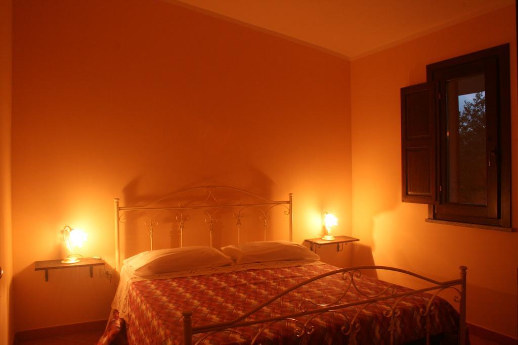 B&B Del Castagneto San Marco Argentano Ruang foto